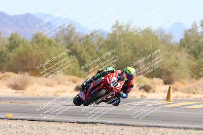 media/Oct-20-2024-CVMA (Sun) [[d4a3dff211]]/Race 9-Formulw LW Twins SHOOTOUT/